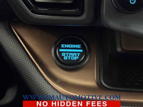 Used 2024 Ford Bronco Sport Outer Banks w/ Tech Package AWD/4WD image 39