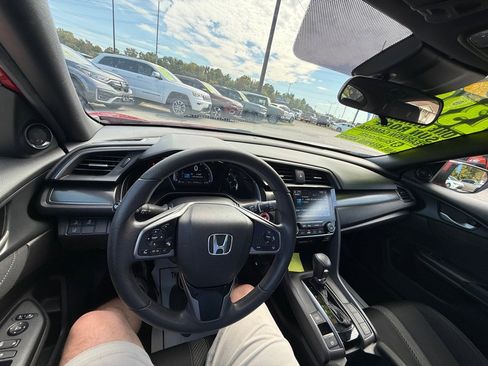 Used 2019 Honda Civic EX image 18