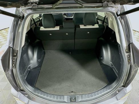 Used 2016 Toyota RAV4 XLE FWD image 29