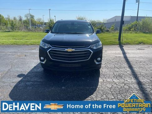 Used 2020 Chevrolet Traverse LT w/ LT Premium Package FWD image 9