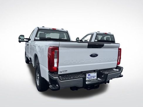 New 2026 Ford F250 XL w/ XL Chrome Package image 15