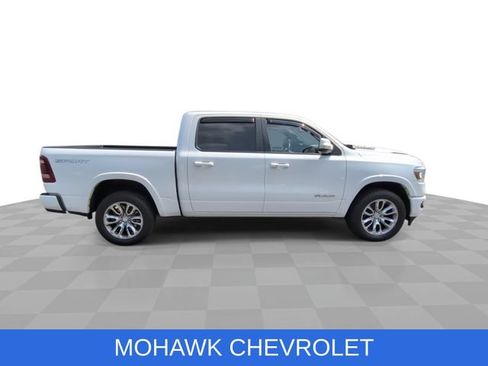 Used 2021 RAM 1500 Laramie w/ Sport Appearance Package AWD/4WD image 9