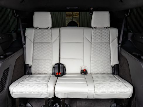 Used 2026 Cadillac Escalade Platinum Sport w/ LPO, ONYX Package image 38