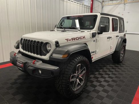 Used 2025 Jeep Wrangler Unlimited Sport S 4xe AWD/4WD image 5