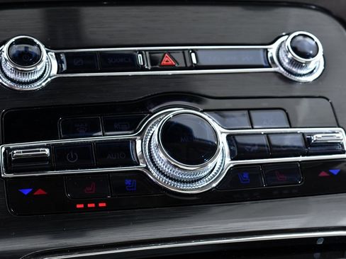 Used 2021 Lincoln Nautilus Reserve image 29