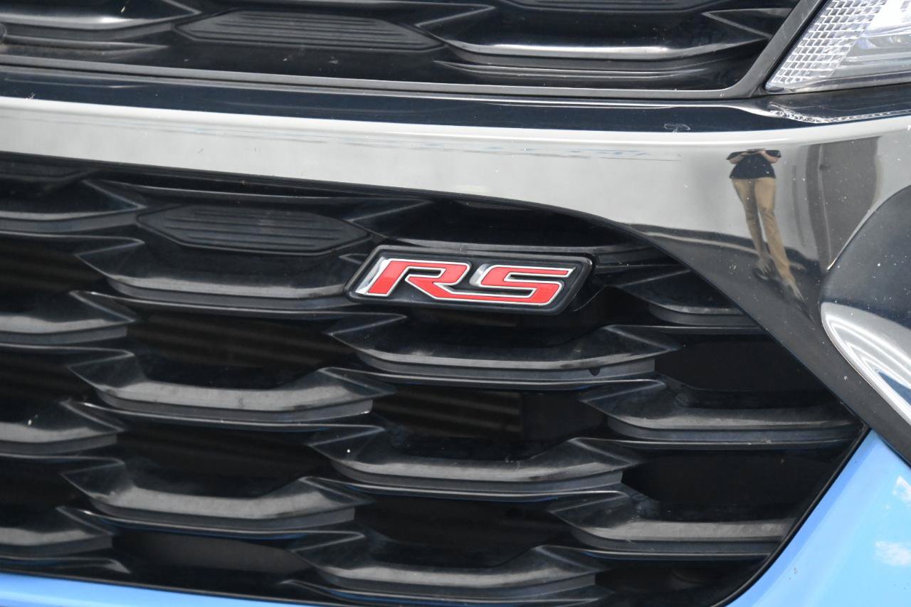 Used 2024 Chevrolet Trax RS w/ Sunroof Package FWD image 10