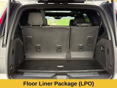 Used 2023 Cadillac Escalade Premium Luxury w/ LPO, Floor Liner Package AWD/4WD image 6