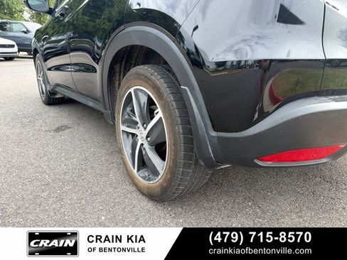 Used 2022 Honda HR-V EX image 11