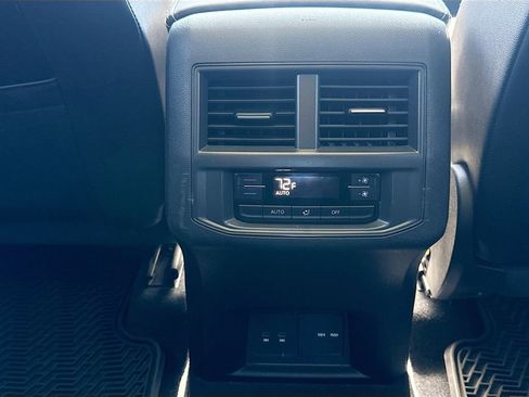 Used 2023 Volkswagen Atlas SE w/ Panoramic Sunroof Package AWD/4WD image 25