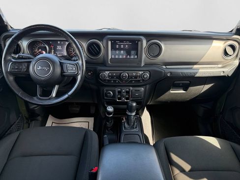 Used 2021 Jeep Wrangler Unlimited Sport AWD/4WD image 29
