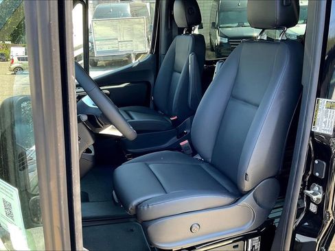 New 2025 Mercedes-Benz Sprinter 144 Cargo image 8
