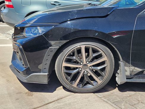 Used 2021 Honda Civic Sport Touring image 6