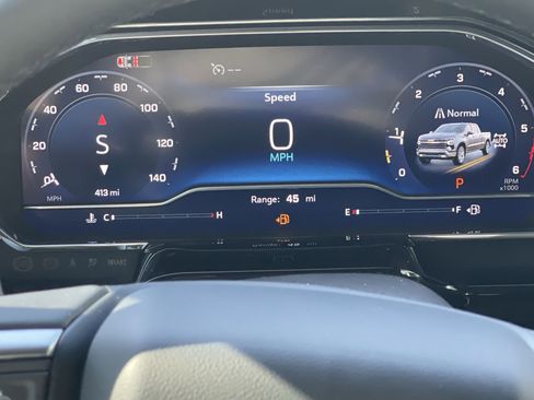 New 2025 Chevrolet Silverado 1500 LT w/ Z71 Off-Road Package image 11