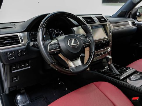 Used 2021 Lexus GX 460 Premium w/ Premium Plus Package image 13