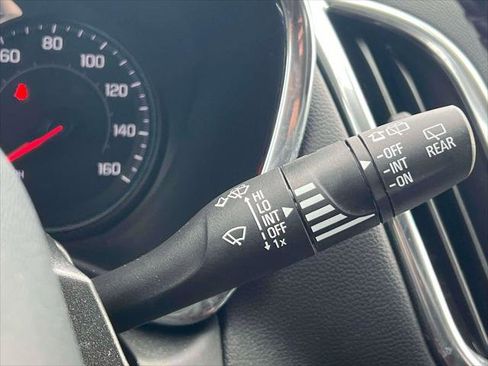 Used 2022 Chevrolet Equinox LT image 24