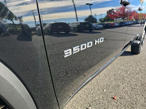 Certified 2024 Chevrolet Silverado 3500 LT image 33