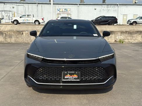 New 2026 Toyota Crown Nightshade image 2