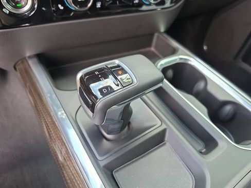 Used 2023 Chevrolet Silverado 1500 LT Trail Boss AWD/4WD image 27