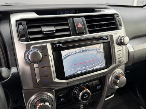 Used 2017 Toyota 4Runner SR5 image 21