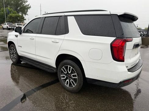 Used 2022 GMC Yukon AT4 w/ Technology Package AWD/4WD image 8