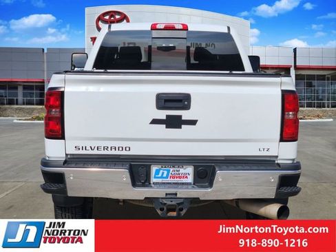 Used 2016 Chevrolet Silverado 2500 LTZ w/ Duramax Plus Package image 7