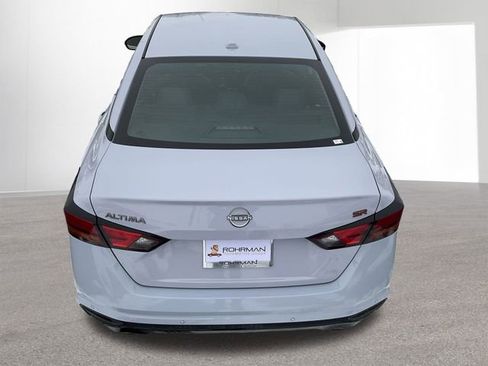 Certified 2024 Nissan Altima 2.5 SR image 31