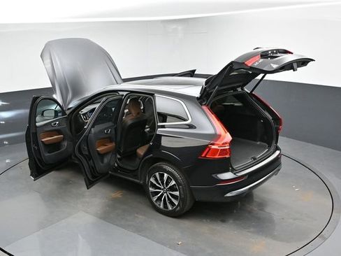 Used 2023 Volvo XC60 B5 Plus AWD/4WD image 51