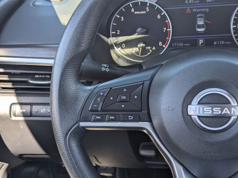 Used 2024 Nissan Altima 2.5 SV image 22