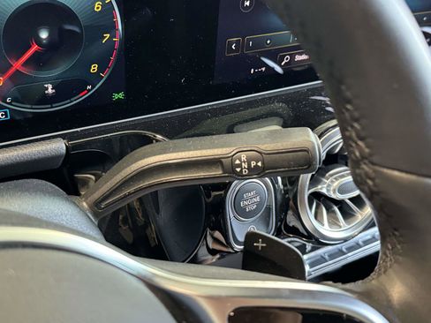 Certified 2021 Mercedes-Benz GLA 250 4MATIC image 18