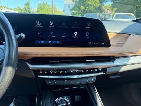 Used 2024 Cadillac XT4 Sport AWD/4WD image 25