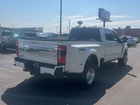Used 2025 Ford F450 Platinum w/ Platinum Plus Package image 18