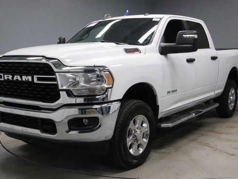 Used 2024 RAM 2500 Big Horn image 6