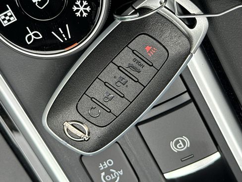New 2026 Nissan Pathfinder SL AWD/4WD image 36