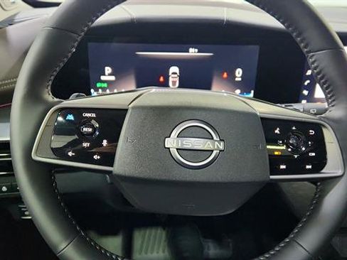 Certified 2025 Nissan Murano Platinum w/ Cargo Package image 19