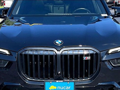 Used 2025 BMW X7 M60i AWD/4WD image 31