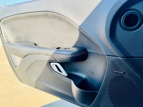 Used 2016 Dodge Challenger SRT w/ Technology Group image 26