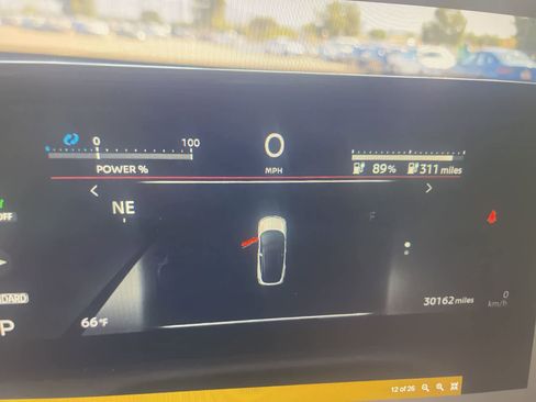 Used 2023 Nissan Ariya FWD image 11