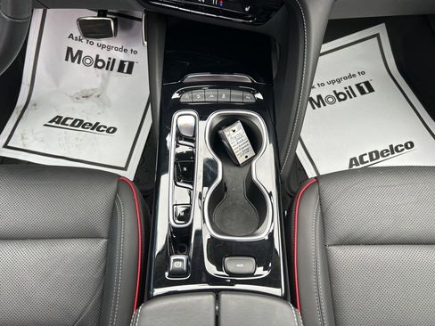 Used 2023 Buick Envision Essence w/ Sport Touring Package image 18