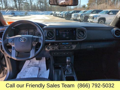 Used 2018 Toyota Tacoma TRD Off-Road w/ Technology Package image 14