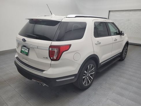 Used 2018 Ford Explorer Platinum image 9