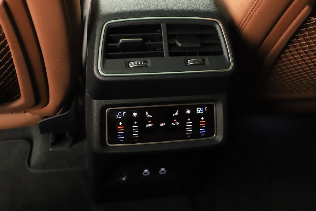 Certified 2024 Audi Q8 e-tron Premium AWD/4WD image 22
