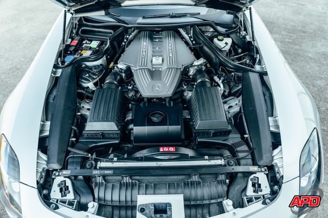 Used 2012 Mercedes-Benz SLS AMG Roadster image 29