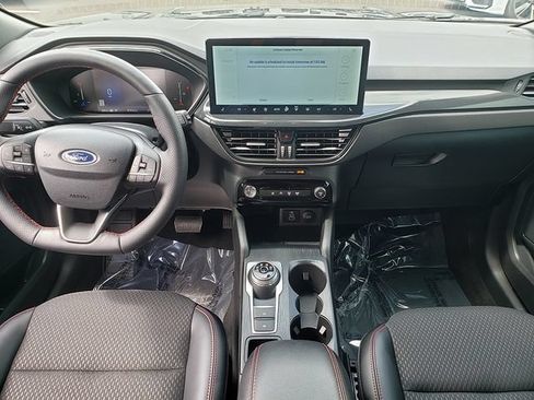 Used 2025 Ford Escape ST-Line w/ Tech Pack #1 FWD image 13