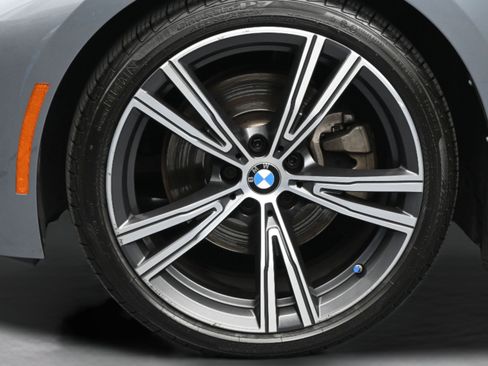 Used 2022 BMW 430i Coupe w/ Convenience Package RWD image 10