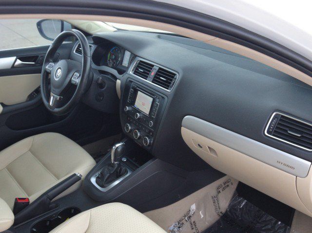 Used 2013 Volkswagen Jetta SEL FWD image 30