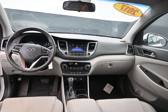 Used 2017 Hyundai Tucson SE w/ SE Popular Package 02 AWD/4WD image 37