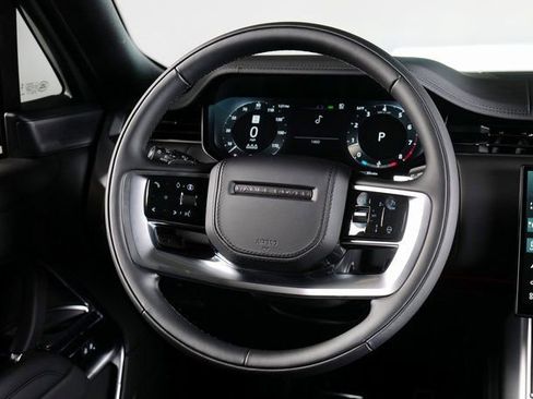 New 2025 Land Rover Range Rover SE image 14
