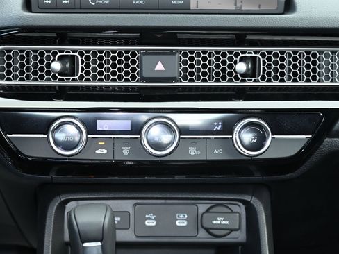 New 2025 Honda Civic Sport image 18