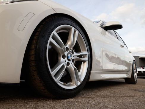 Used 2015 BMW 335i Sedan image 28