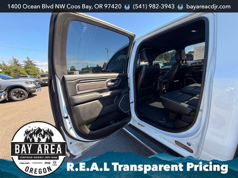 Used 2023 RAM 1500 Laramie AWD/4WD image 14